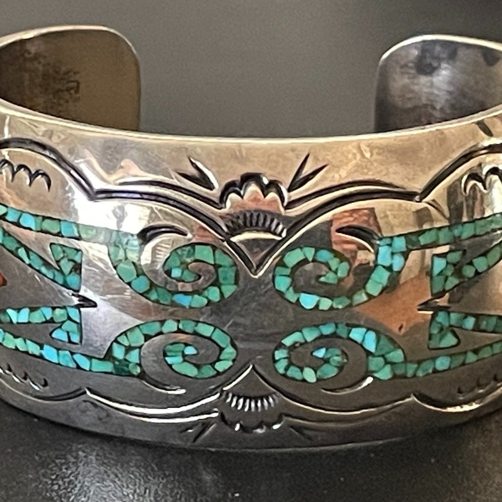 Vintage Silver Turquoise & Coral Inlay Cuff by Alfred Joe Navajo Tribe - Picture 5 of 16